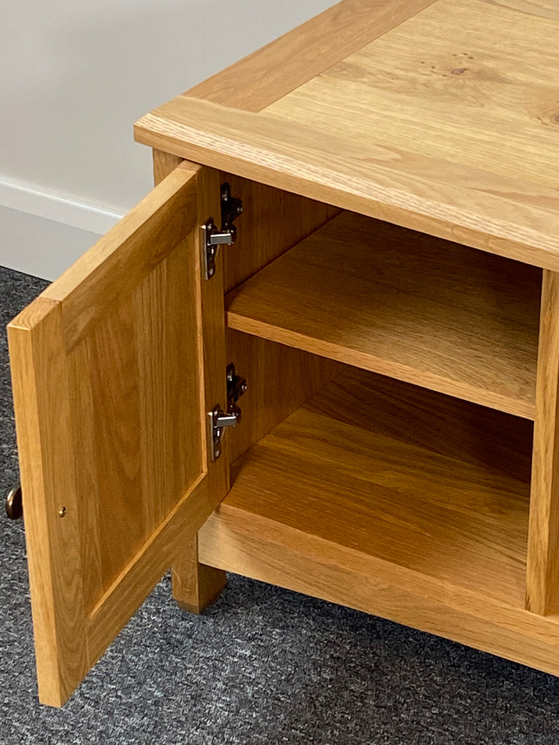 Bentley Pippy Oak TV Stand Entertainment Unit