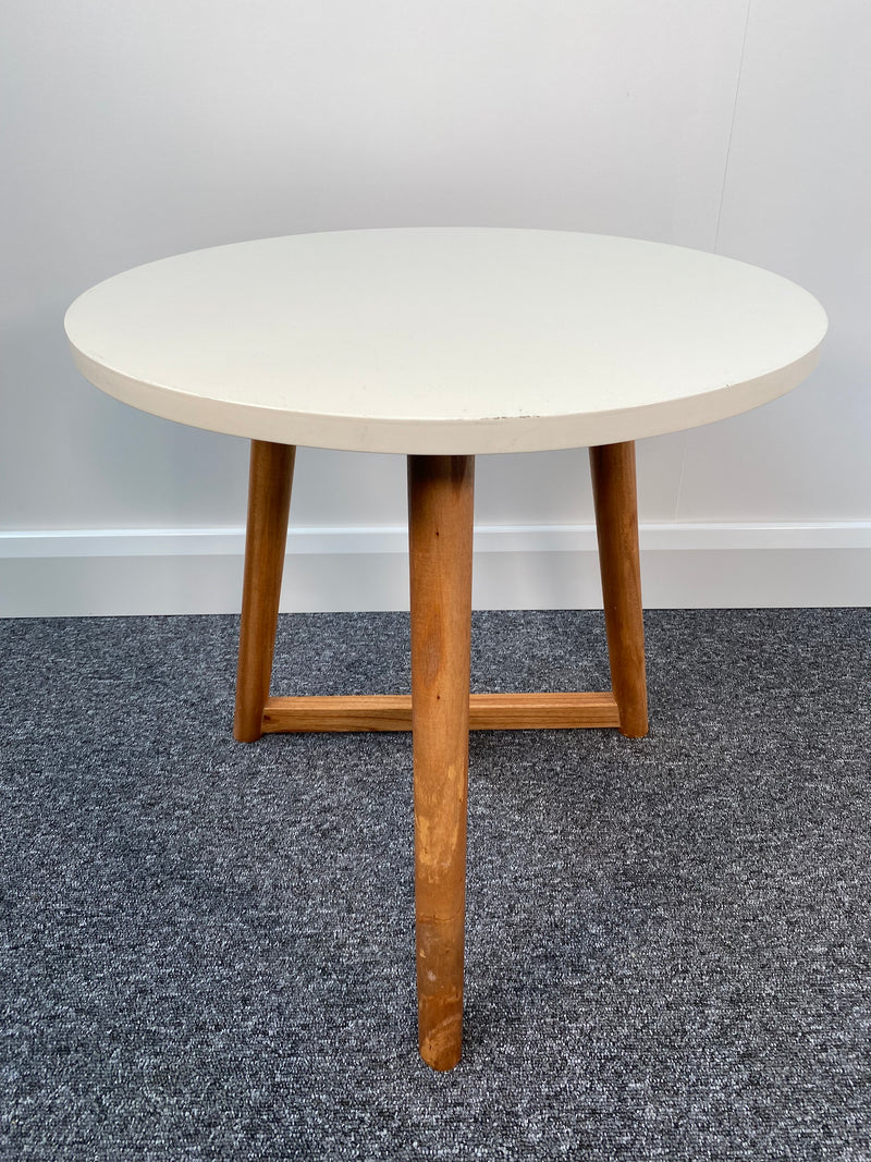Hamar Round Side Table: White